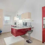 Gorgeous In Salatici