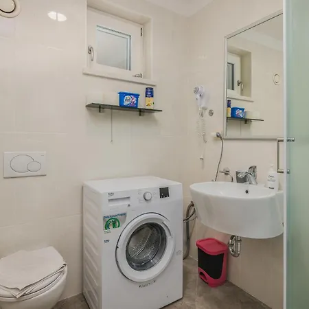 Gorgeous Apartment In Salatici Apartment