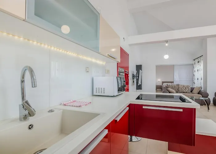 Amazing Apartment In Salatici *