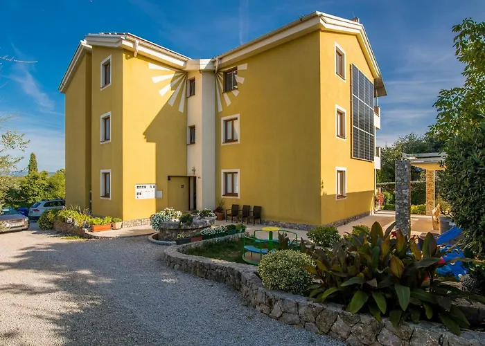 Amazing Apartment In Salatici Salatic